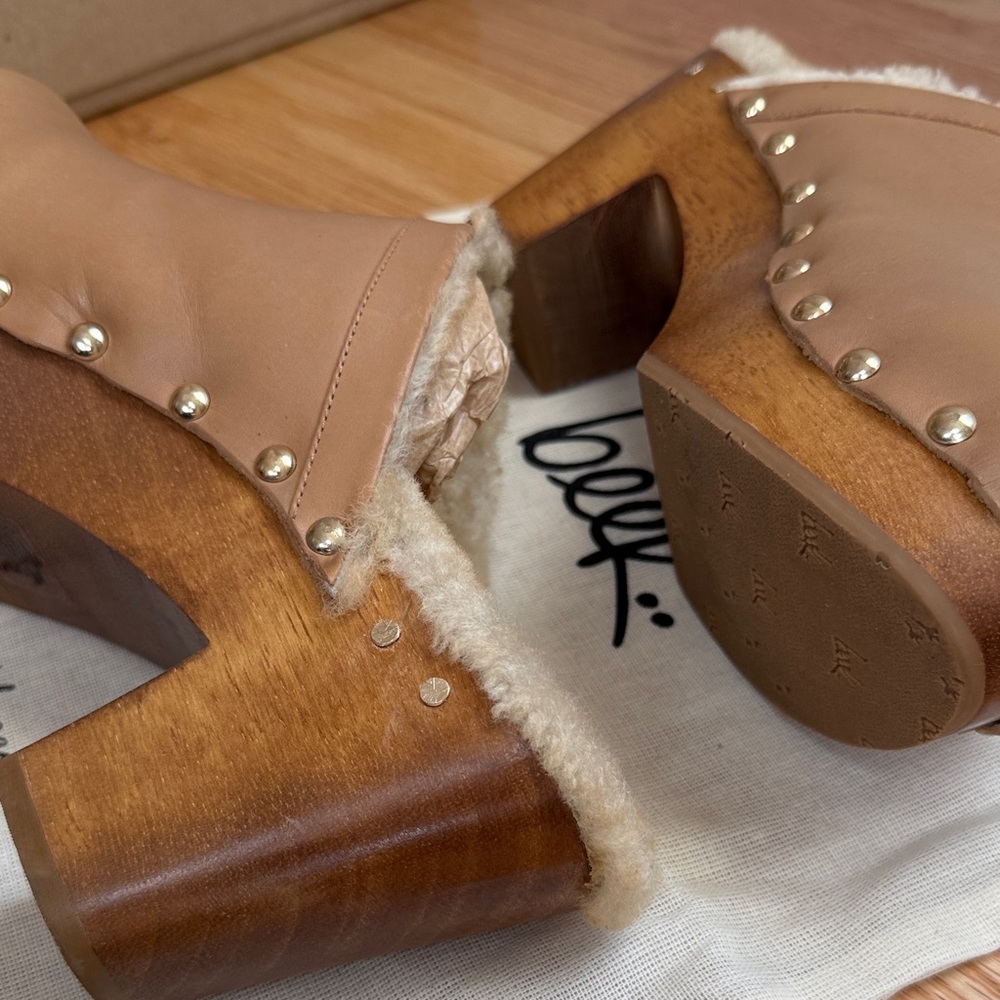 Brown Leather Clogs With Shearling Lining - image 5
